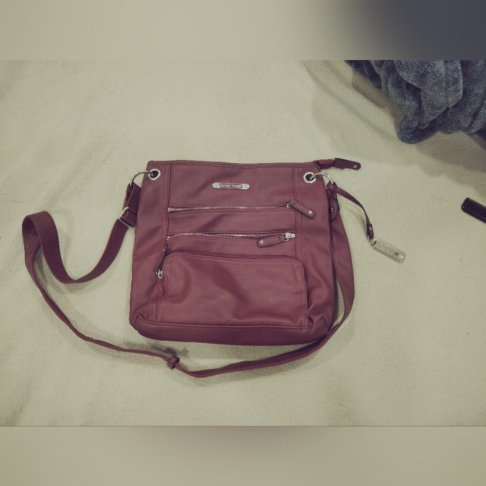 Elegant Burgundy Crossbody Bag